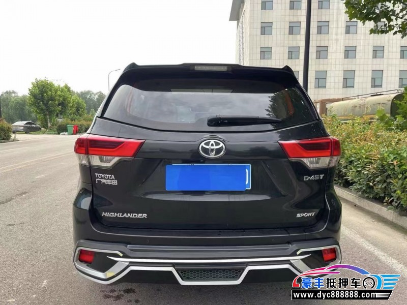 18年丰田汉兰达轿车抵押车出售