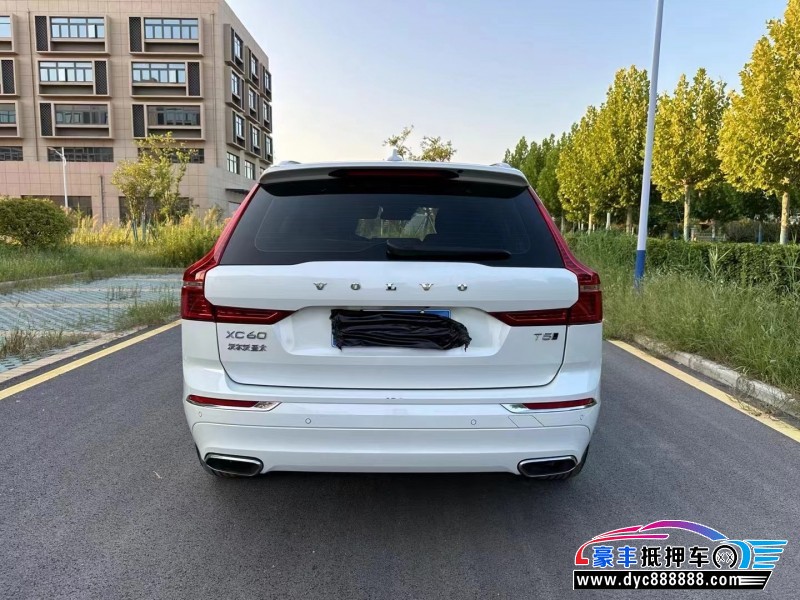 21年沃尔沃XC60轿车抵押车出售