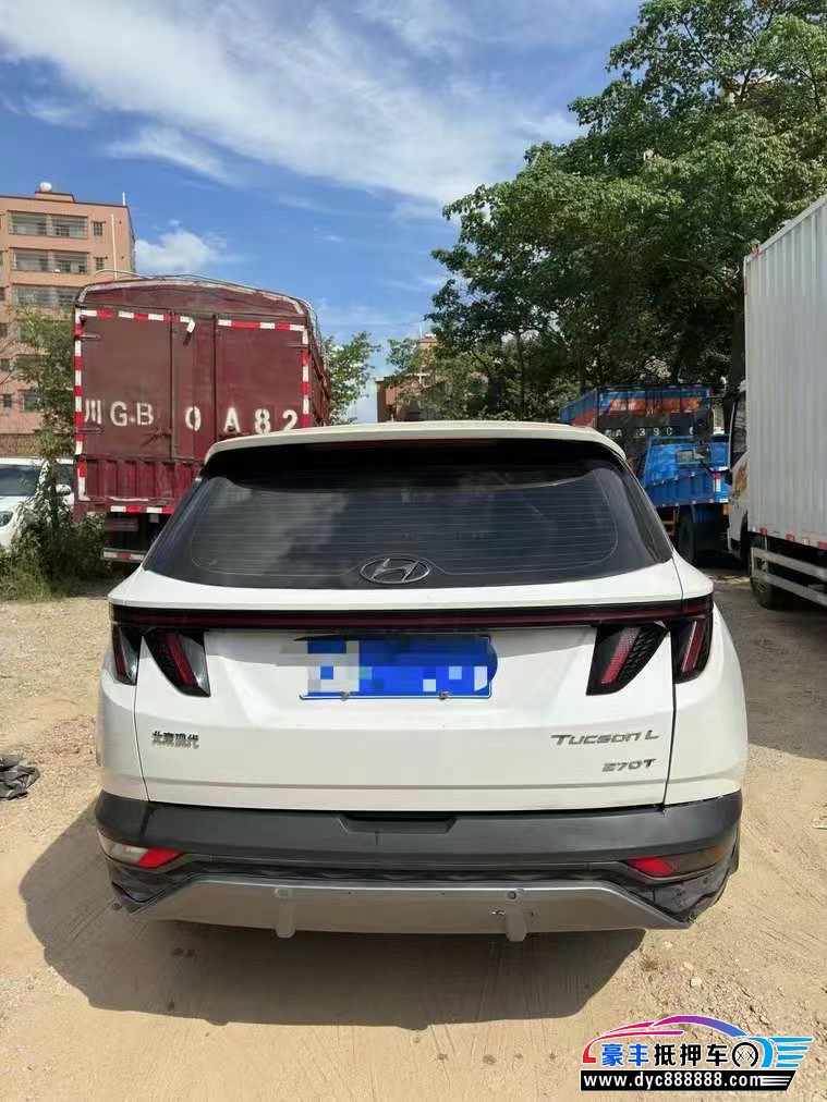 21年现代途胜轿车抵押车出售