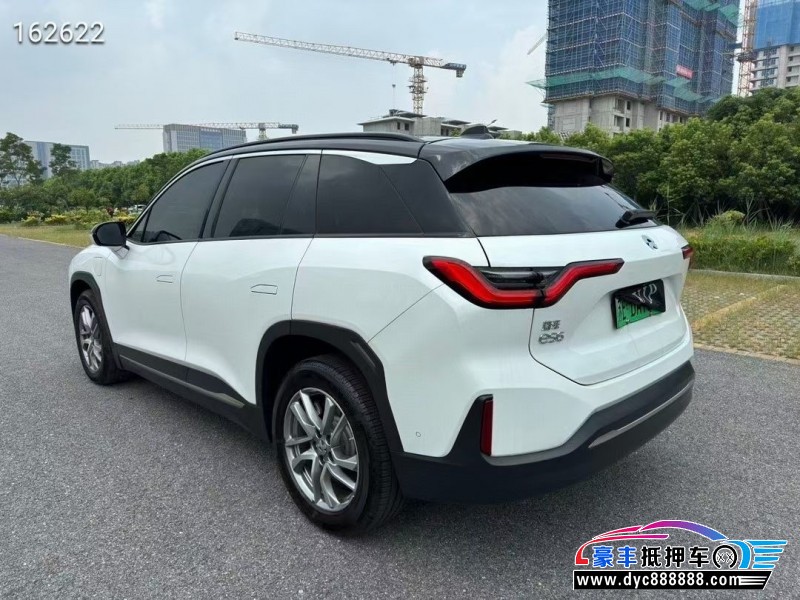 21年蔚来ES6轿车抵押车出售