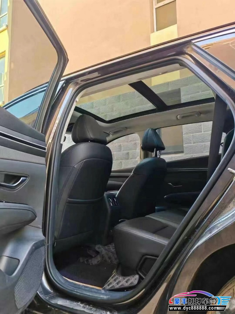 22年现代途胜轿车抵押车出售