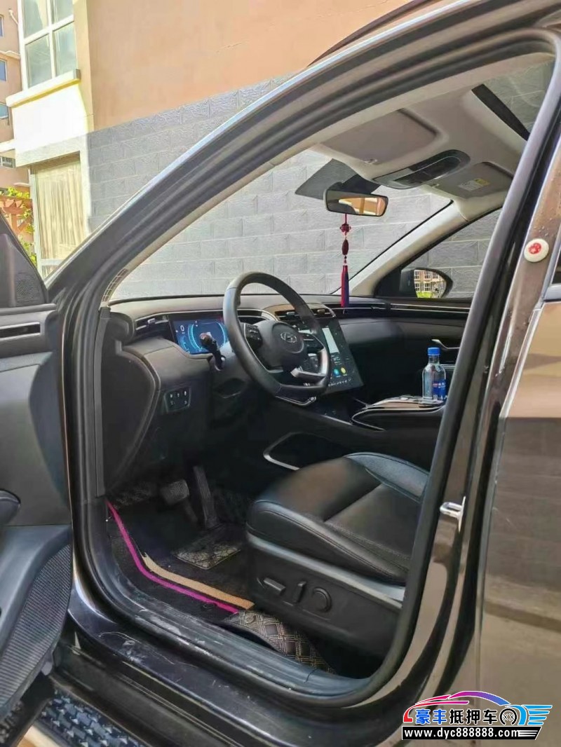 22年现代途胜轿车抵押车出售