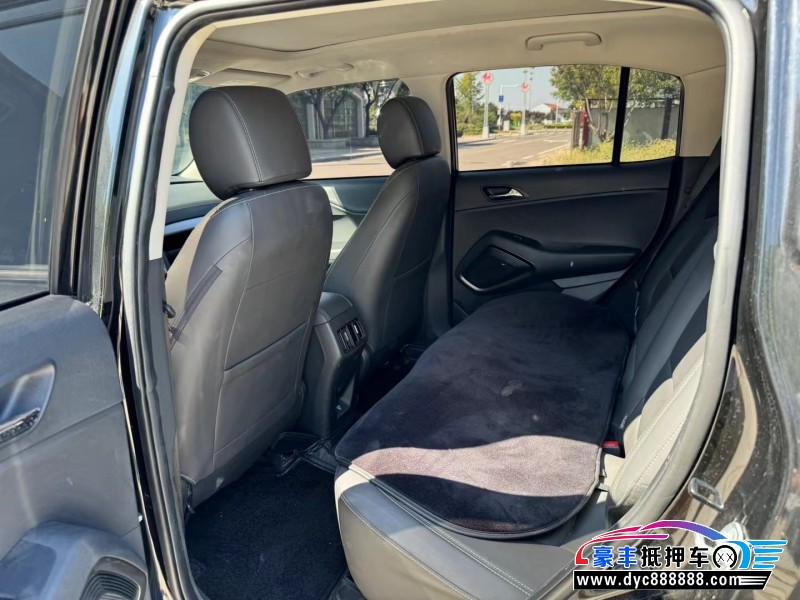 23年现代ix35轿车抵押车出售