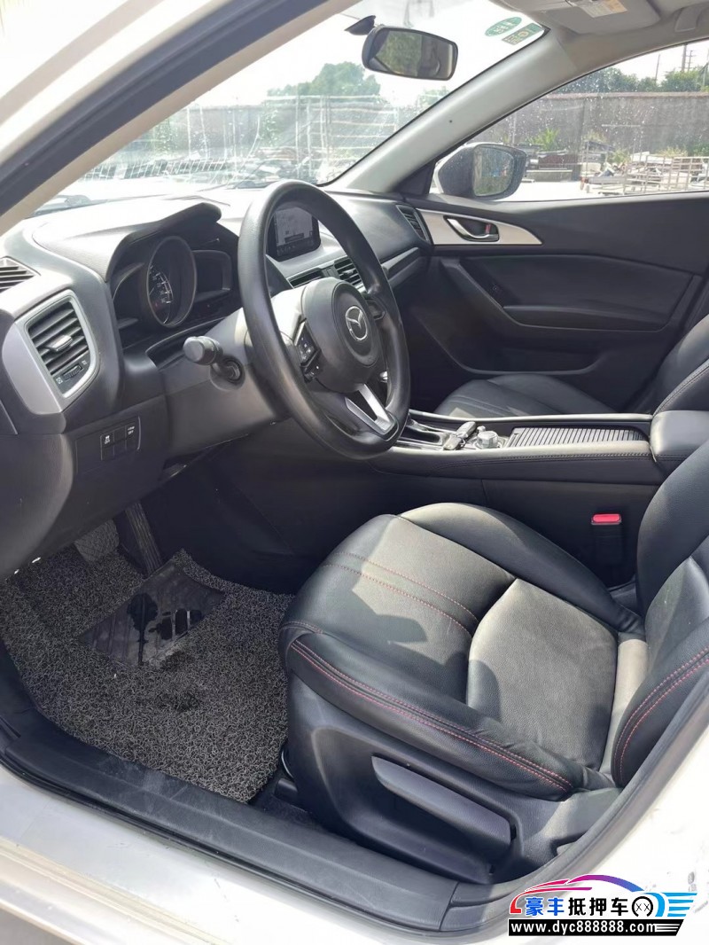 20年马自达3 Axela昂克赛拉轿车抵押车出售