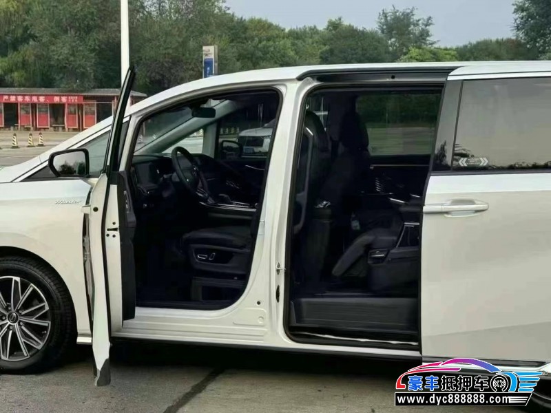 24年传祺M8轿车抵押车出售