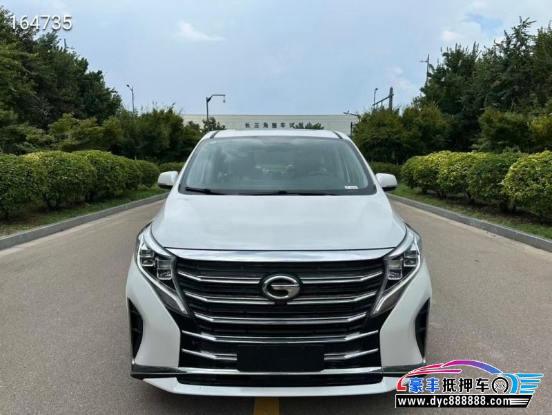 23年传祺M8轿车抵押车出售