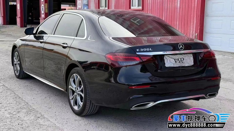 22年奔驰E轿车抵押车出售