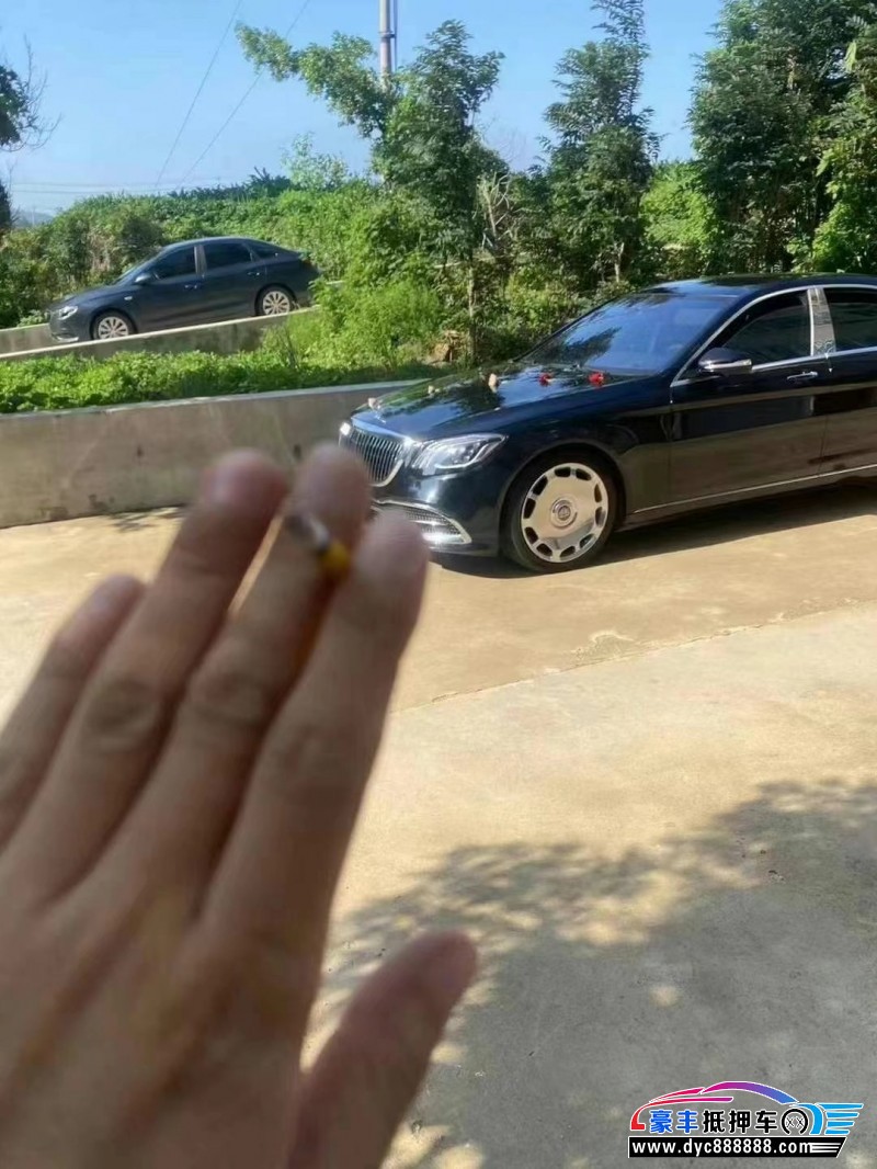 20年奔驰S轿车抵押车出售