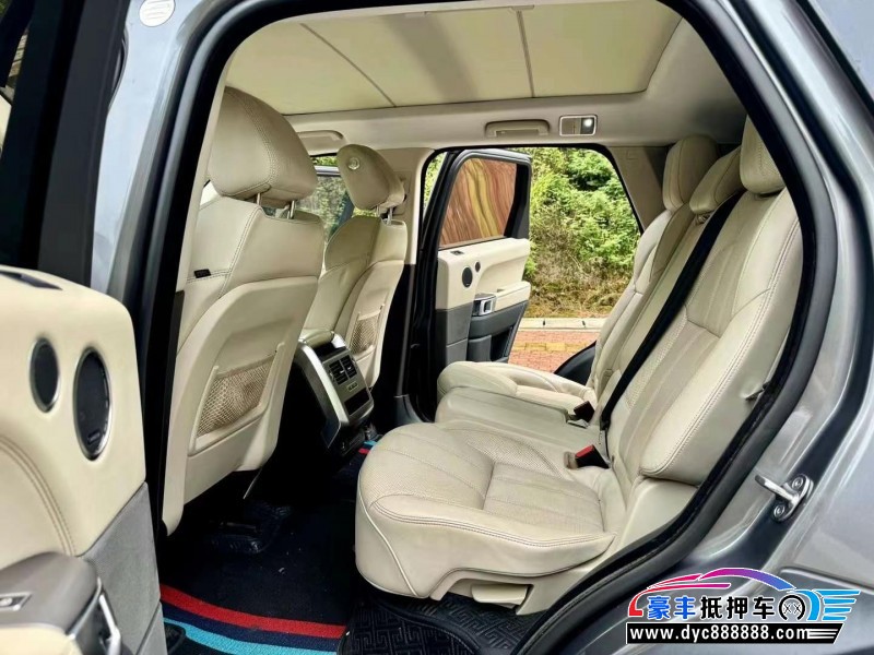 17年路虎揽胜运动轿车抵押车出售