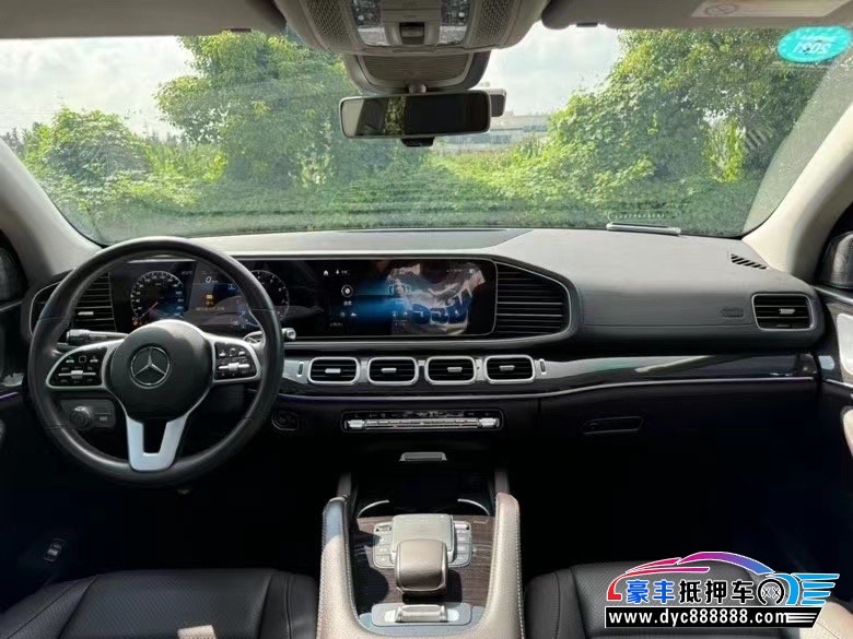 20年奔驰GLE轿车抵押车出售