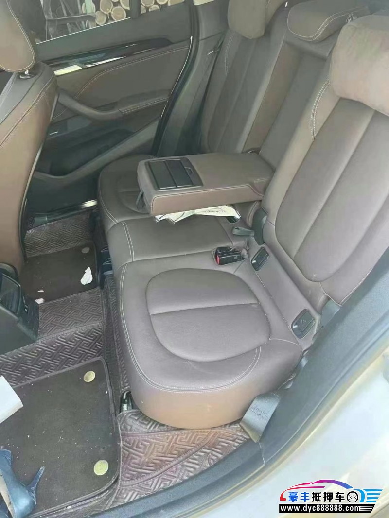 21年宝马X1轿车抵押车出售