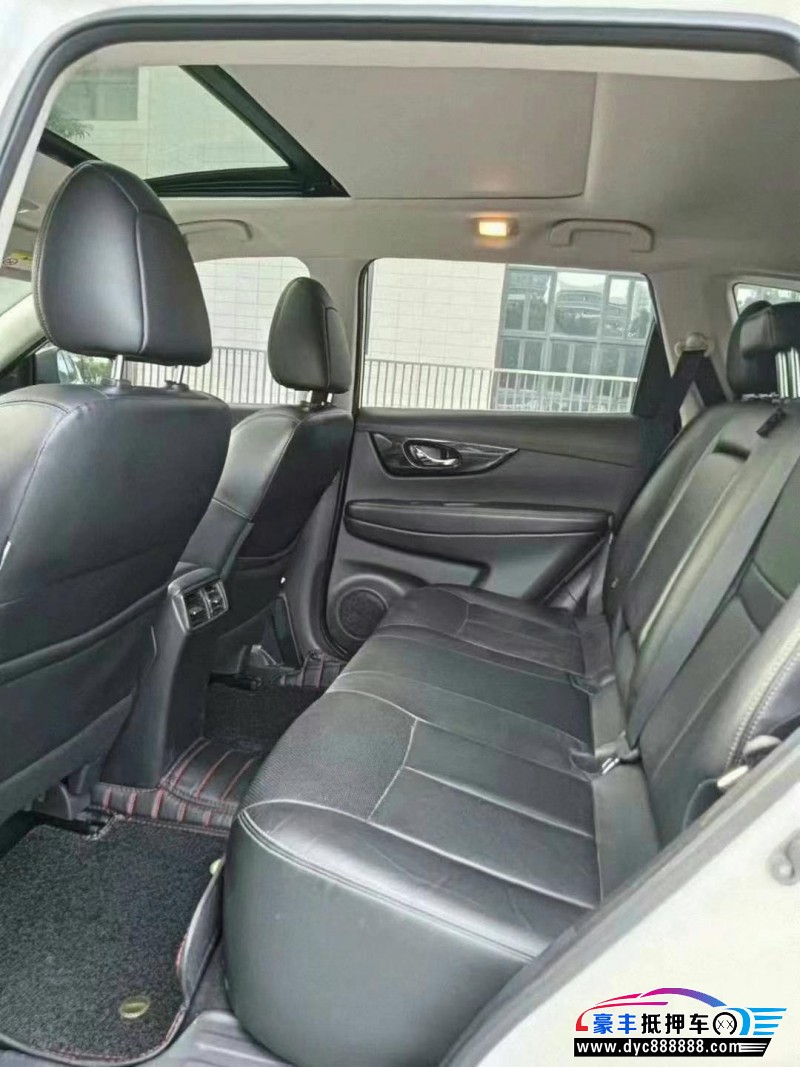 18年日产奇骏轿车抵押车出售