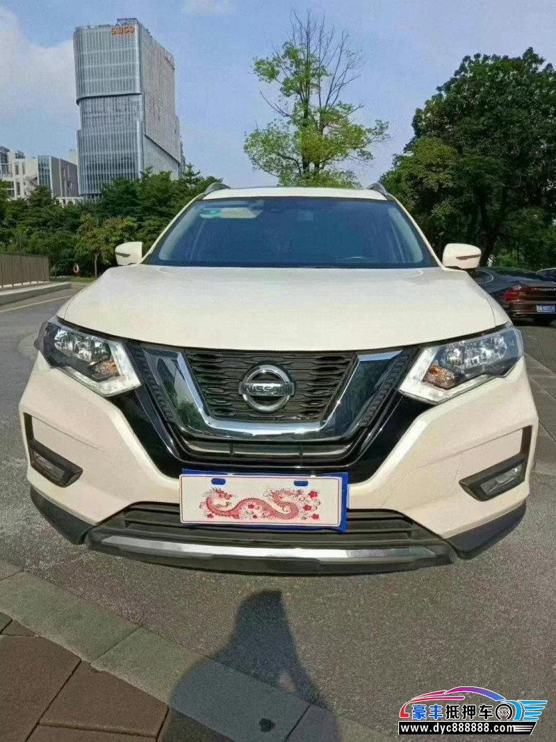 18年日产奇骏轿车抵押车出售