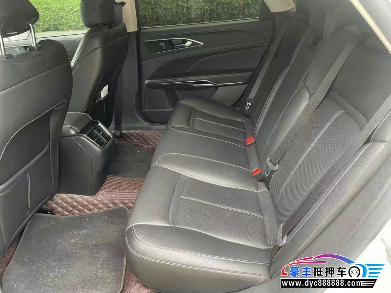 18年福特金牛座轿车抵押车出售