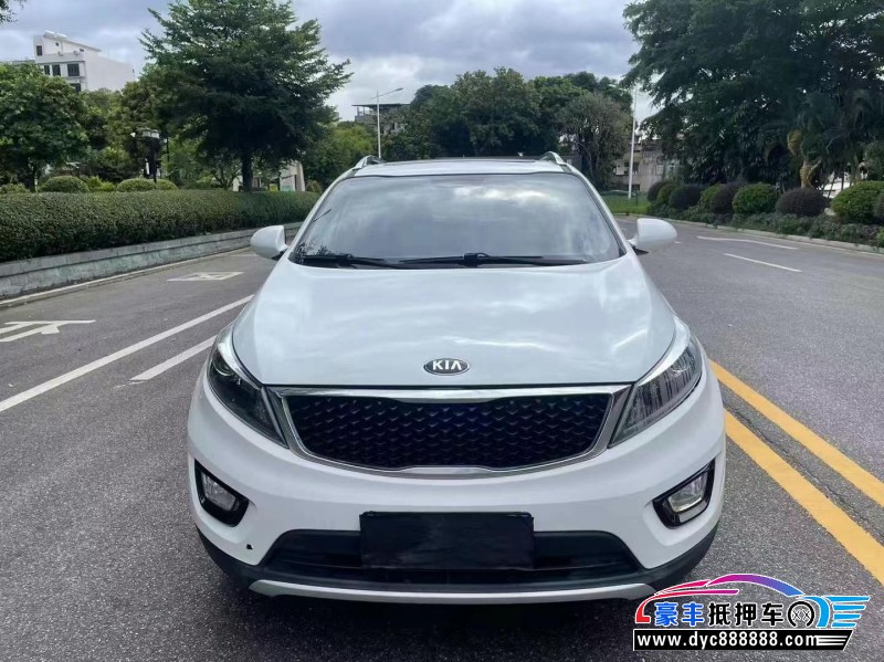 16年起亚智跑轿车抵押车出售