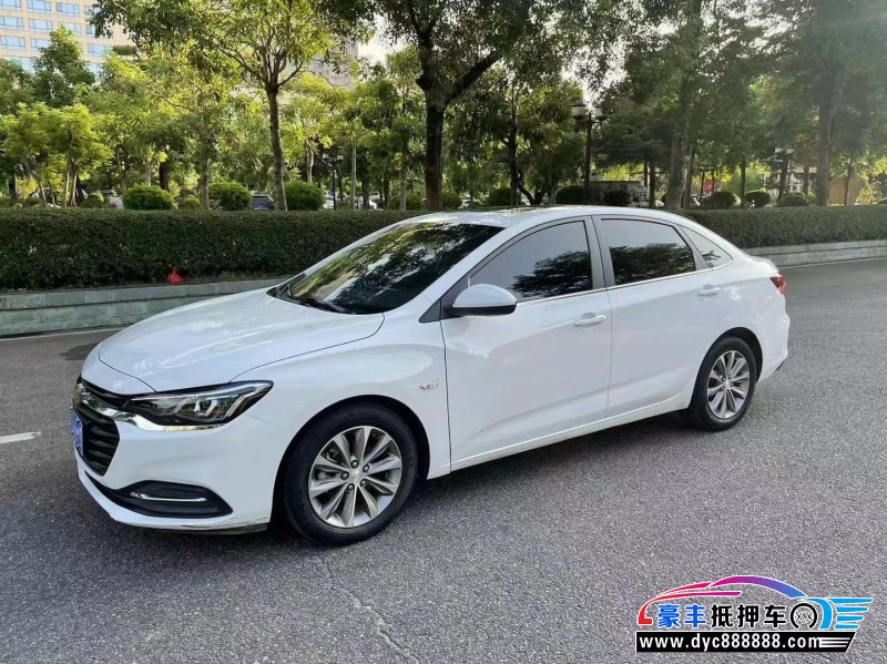 22年雪佛兰科鲁泽轿车抵押车出售