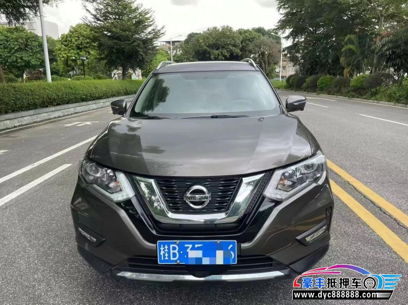 17年日产奇骏轿车抵押车出售