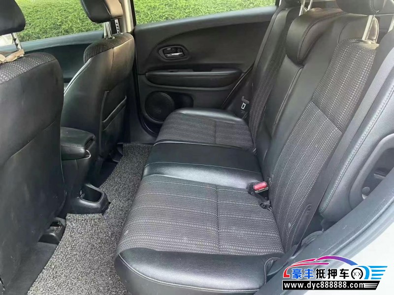 18年本田缤智轿车抵押车出售