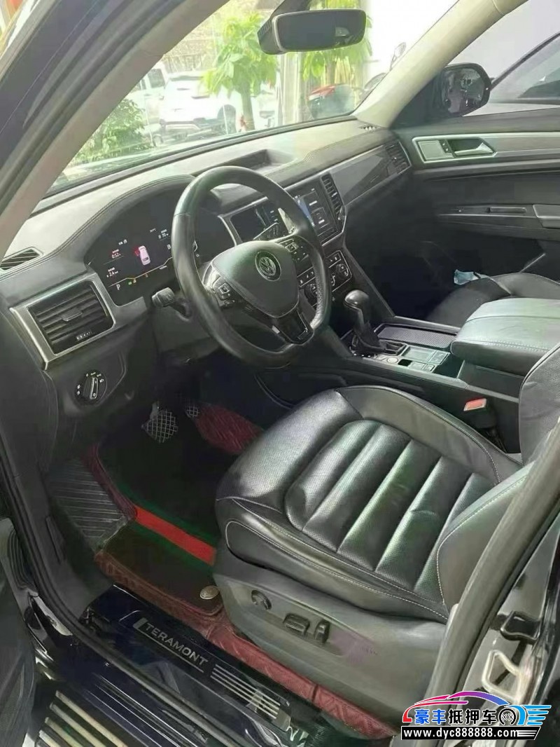 20年大众途昂轿车抵押车出售