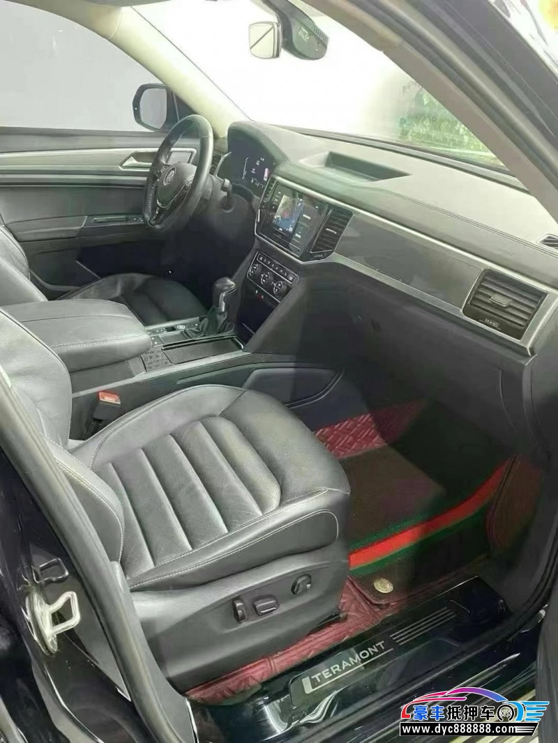 20年大众途昂轿车抵押车出售