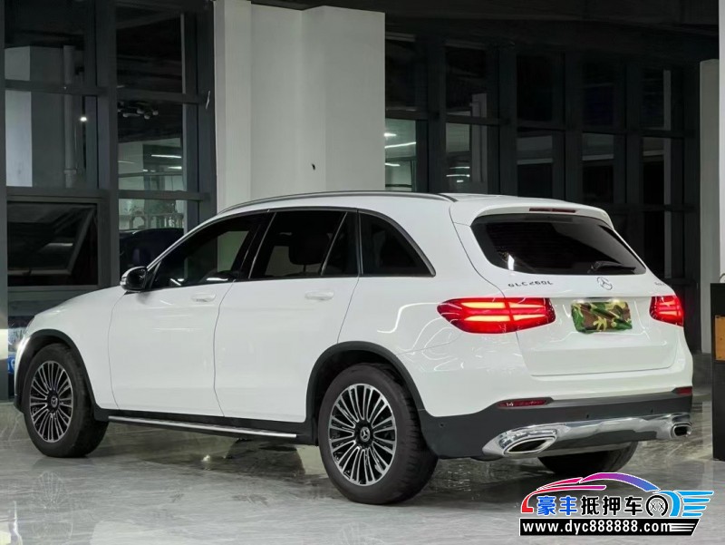 19年奔驰GLC轿车抵押车出售