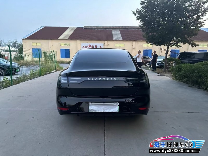 23年零跑c01轿车抵押车出售