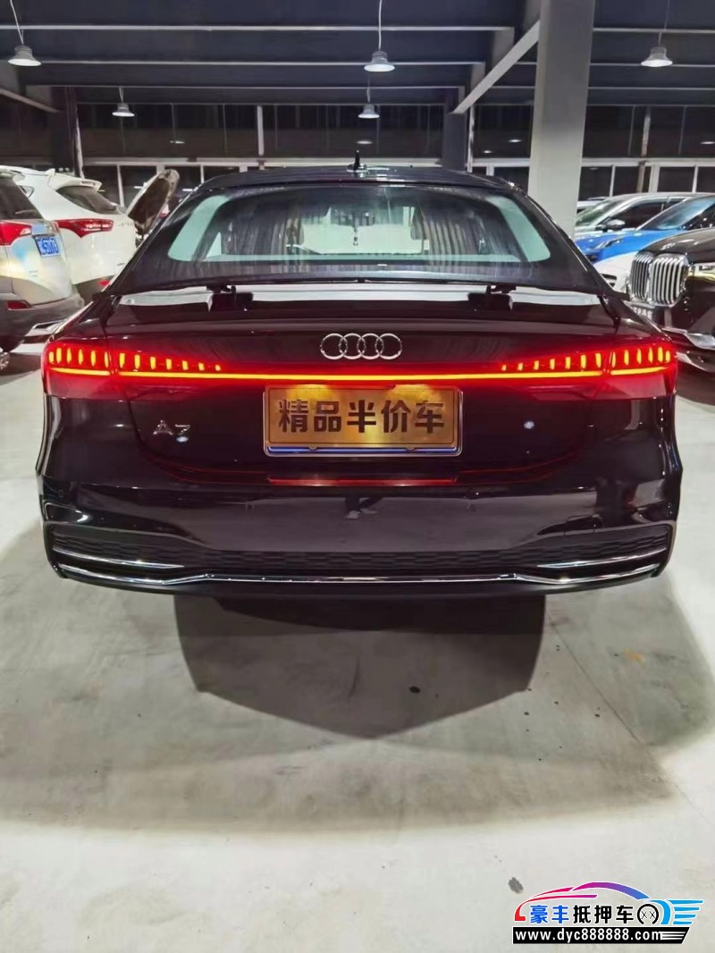 21年奥迪A7轿车抵押车出售