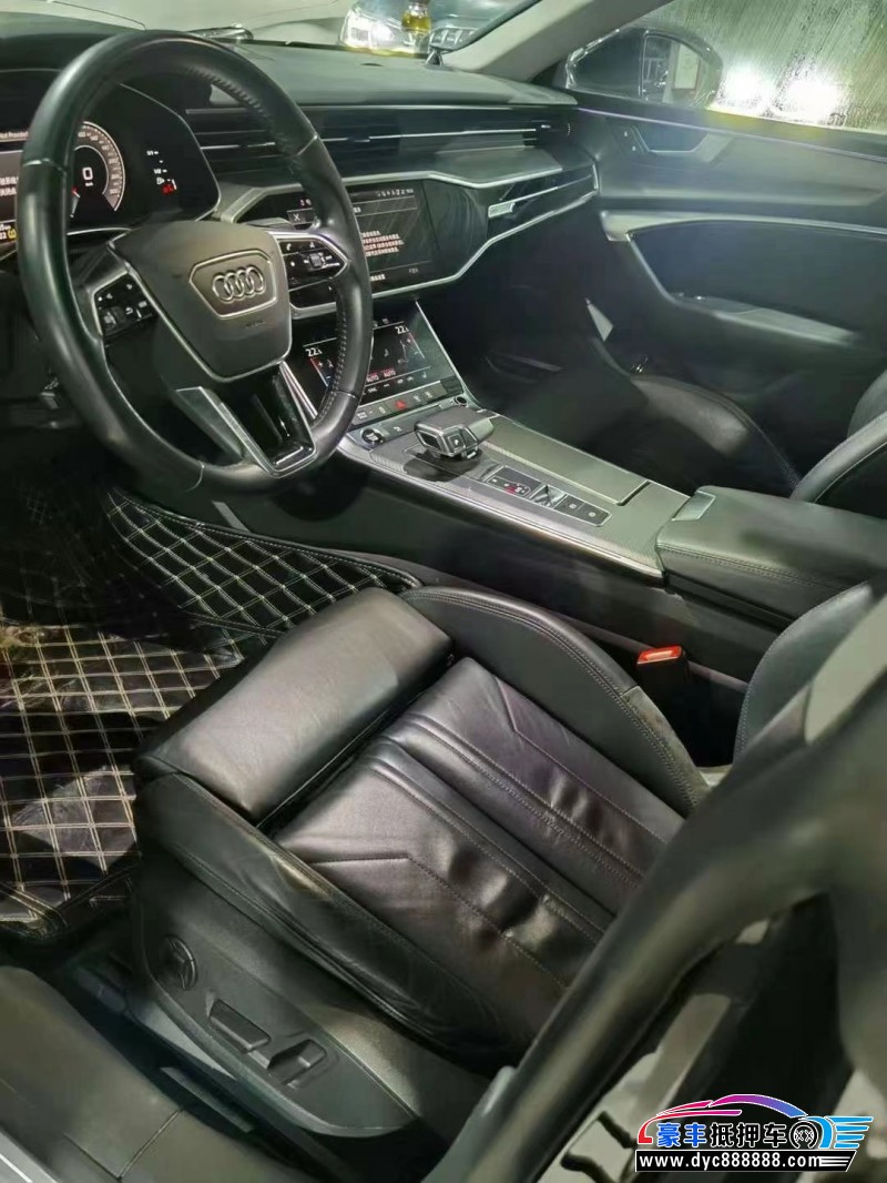 21年奥迪A7轿车抵押车出售