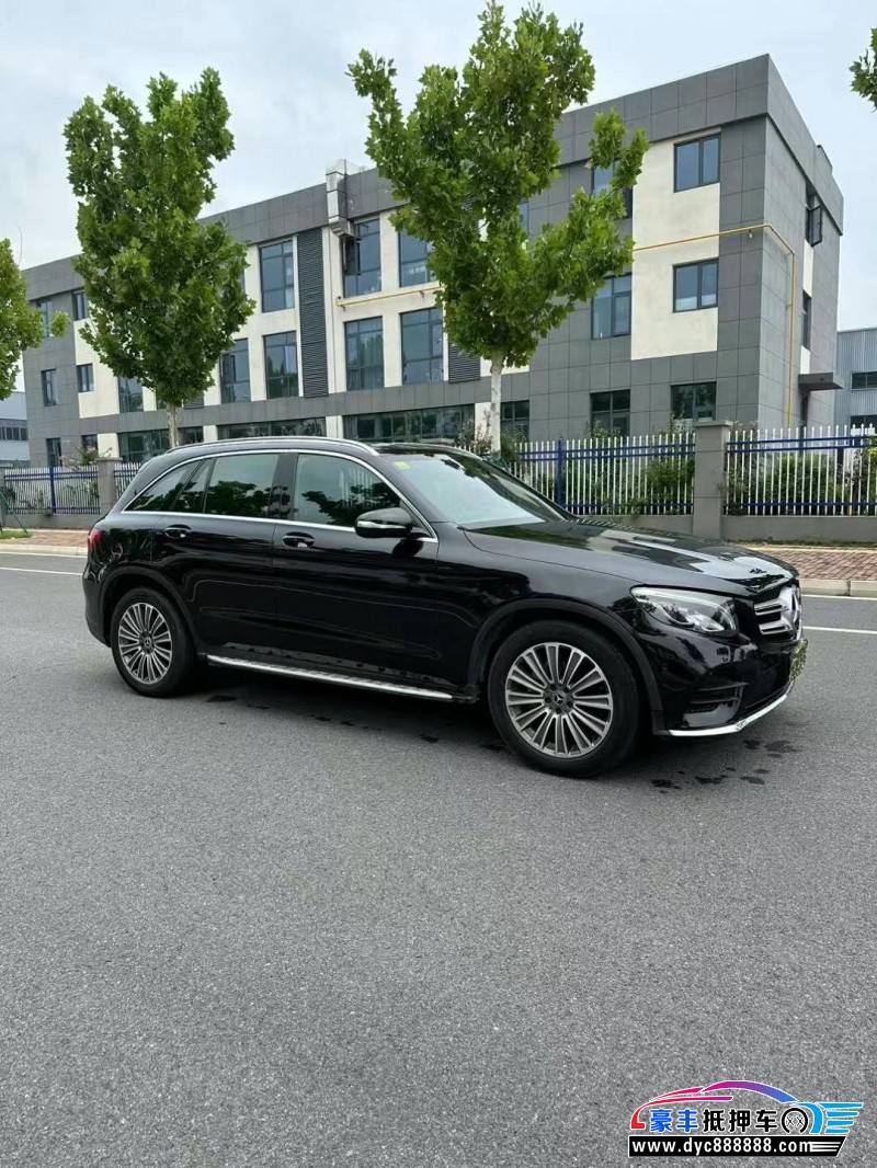 17年奔驰GLCSUV抵押车出售