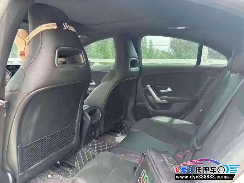 21年奔驰CLA轿车抵押车出售