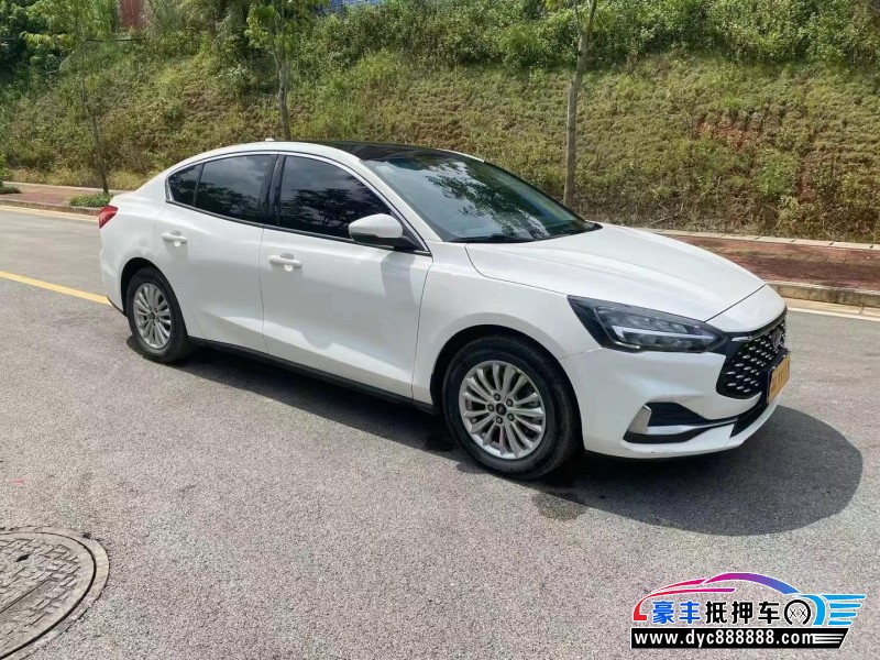 21年福特福克斯轿车抵押车出售