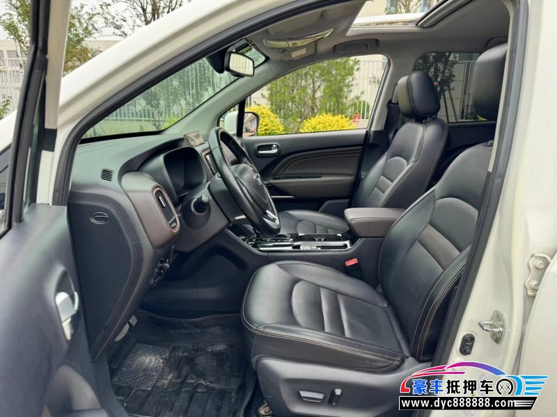 19年传祺gs3轿车抵押车出售