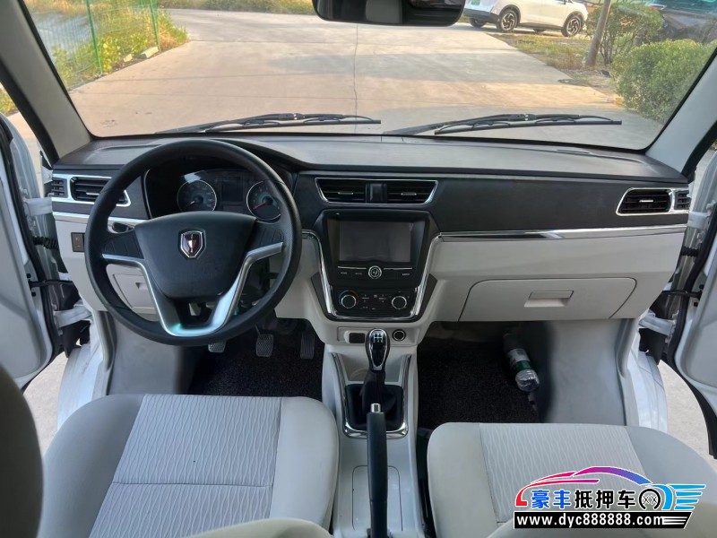 24年金杯海狮X30L轿车抵押车出售