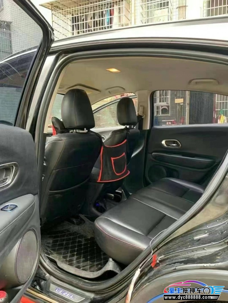 18年本田缤智轿车抵押车出售