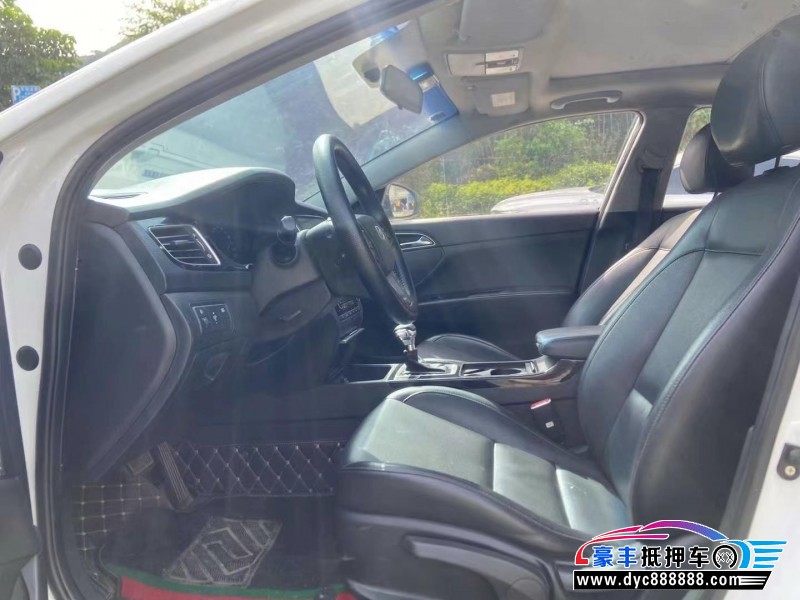 14年现代名图轿车抵押车出售