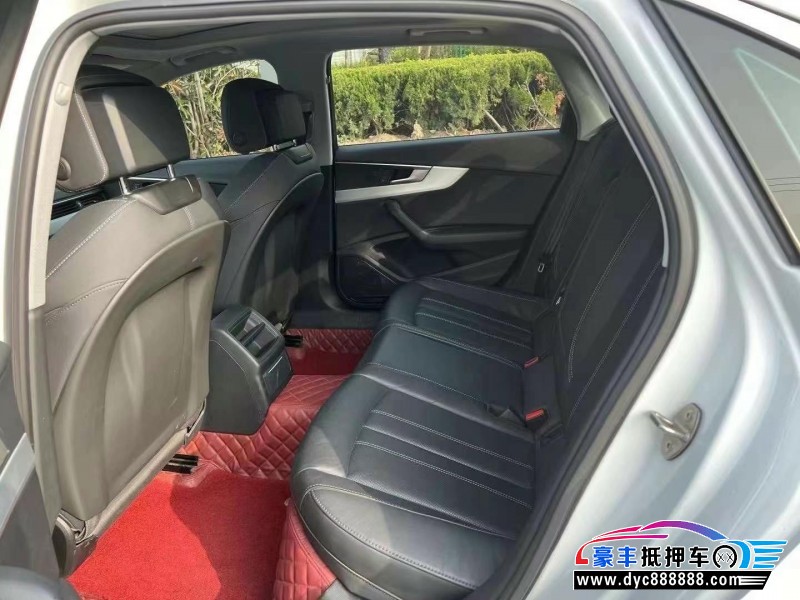 24年奥迪A4L轿车抵押车出售