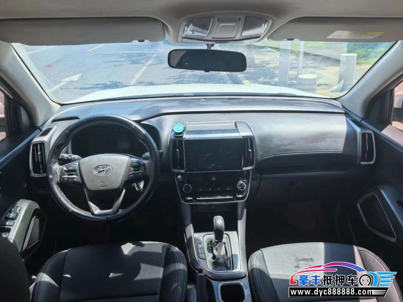 18年现代ix35轿车抵押车出售