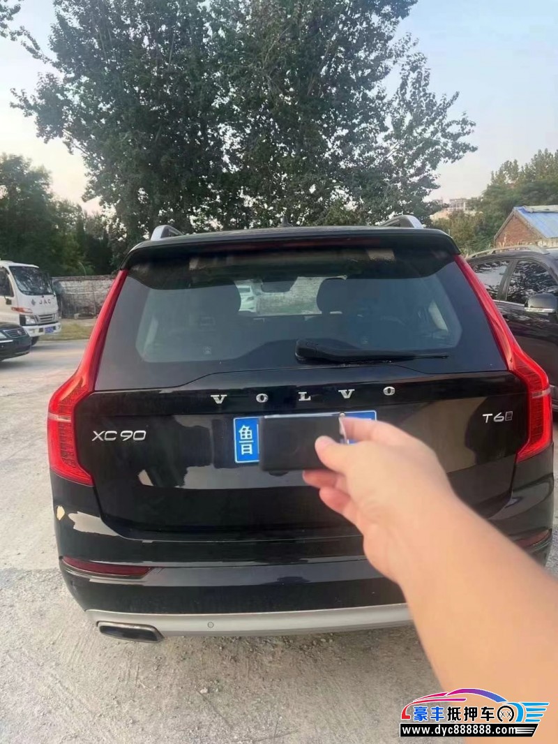 16年沃尔沃XC60轿车抵押车出售