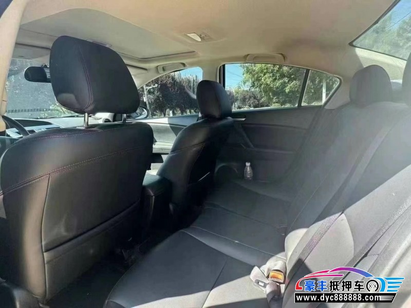 16年马自达马自达3轿车抵押车出售