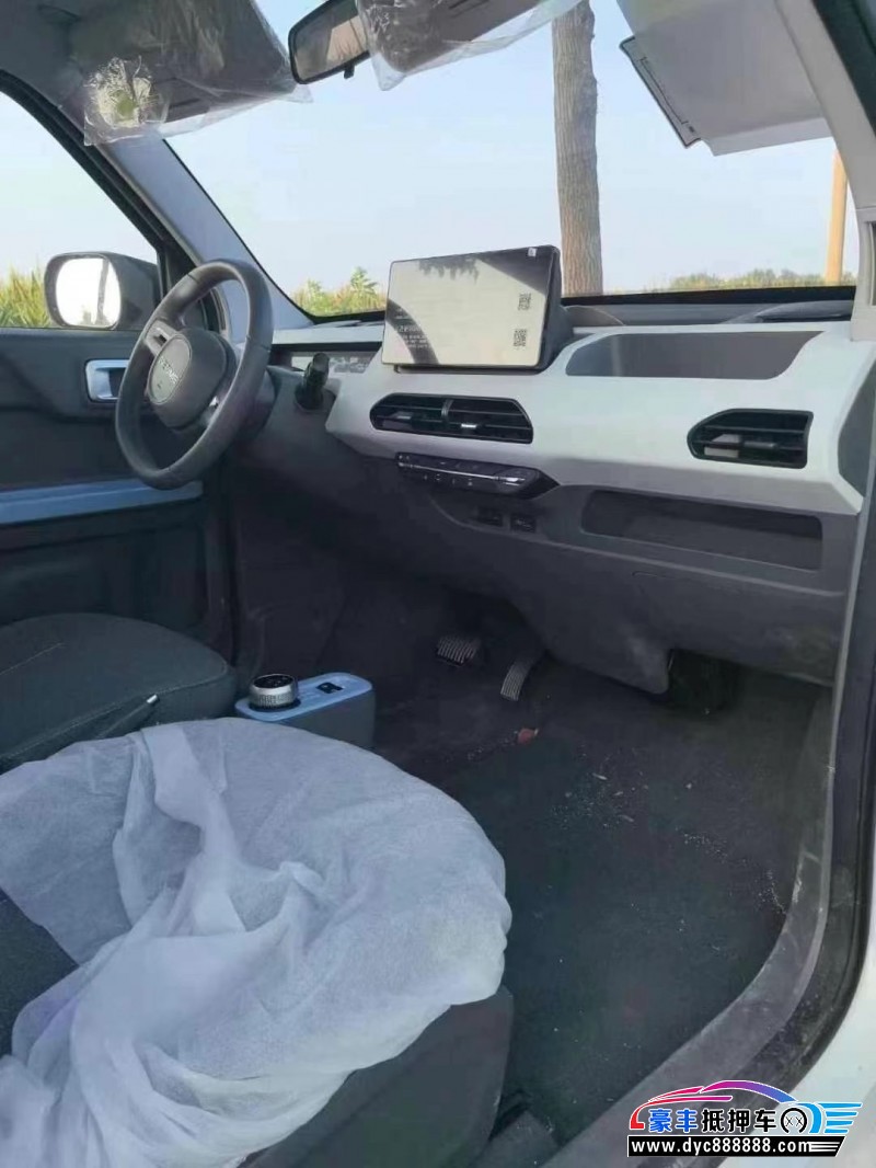 24年吉利熊猫轿车抵押车出售