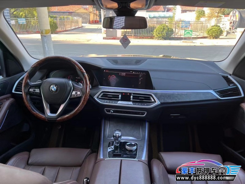 20年宝马X5轿车抵押车出售