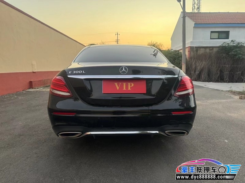 19年奔驰E轿车抵押车出售