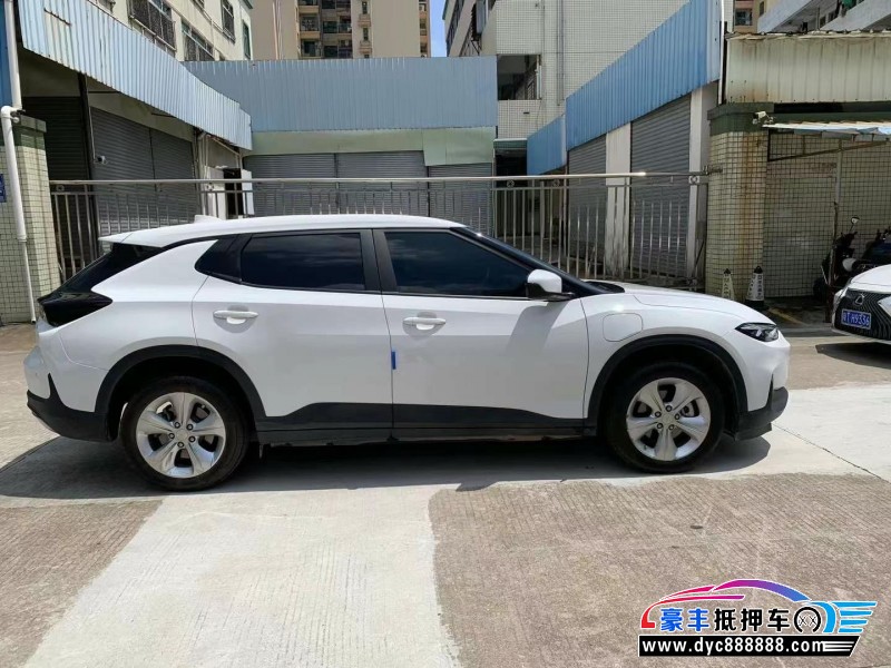 24年雪佛兰畅巡轿车抵押车出售