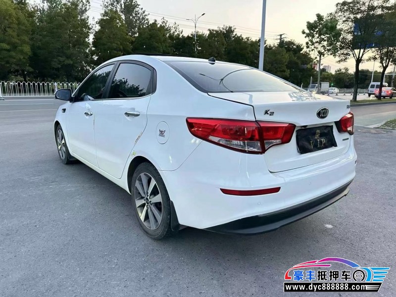 16年起亚K2轿车抵押车出售