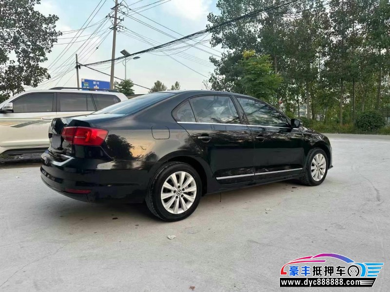 15年大众速腾轿车抵押车出售