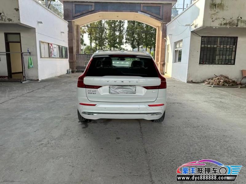 24年沃尔沃XC60轿车抵押车出售