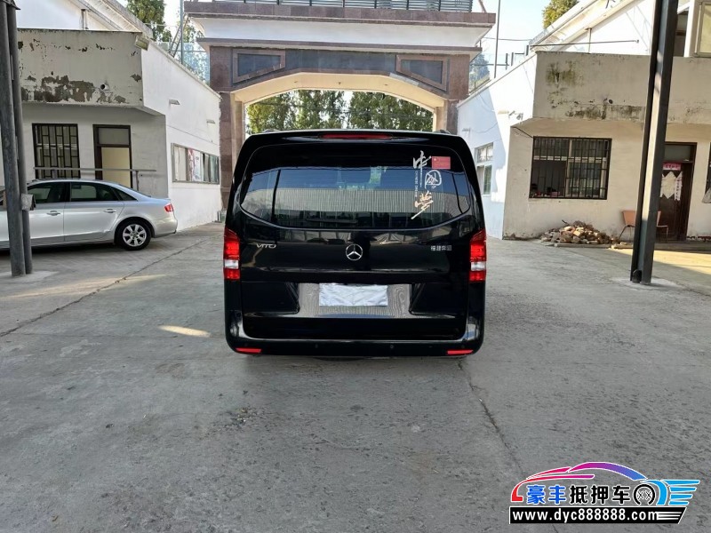 18年奔驰威霆MPV抵押车出售