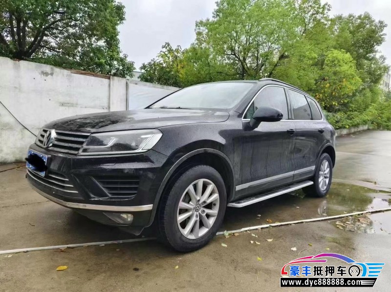 16年大众途锐SUV抵押车出售