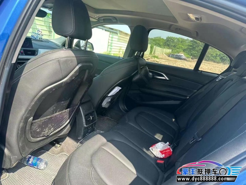 19年宝马1系轿车抵押车出售