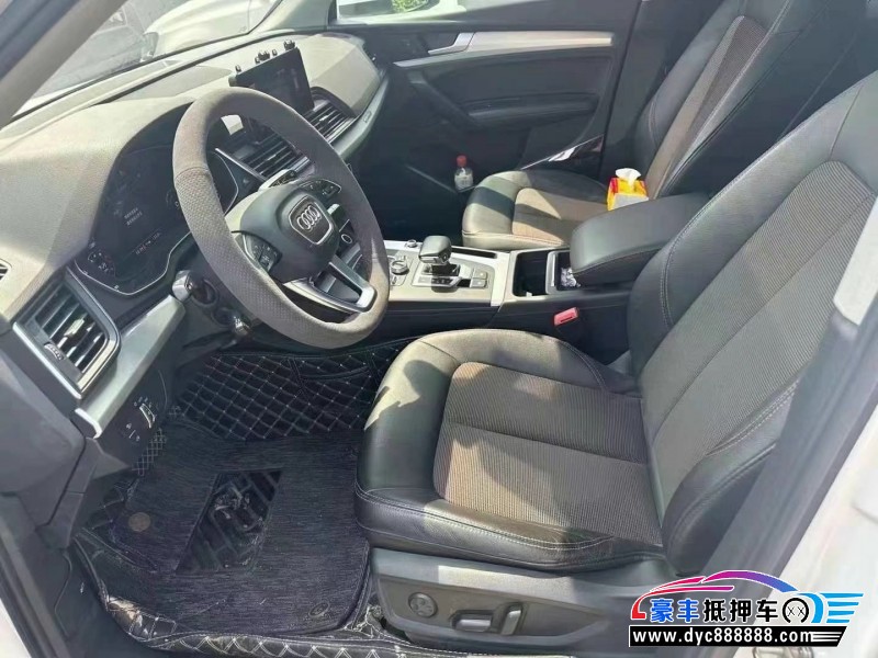 19年奥迪Q5轿车抵押车出售